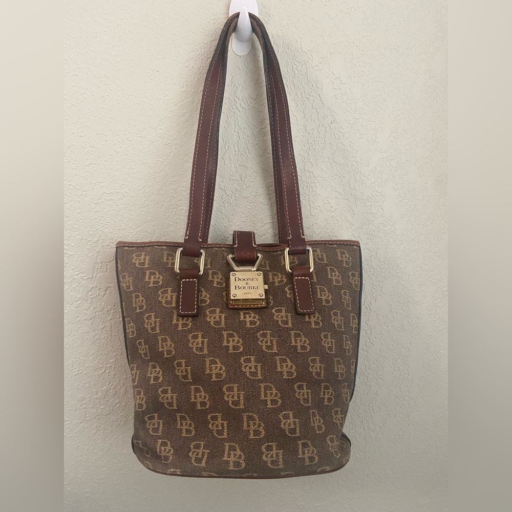 Vintage Dooney & Bourke Signature Brown Canvas Shoulder Bucket Bag Purse Gold